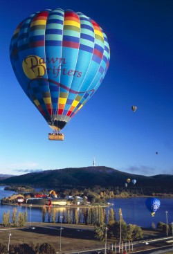 hot air balloon canberra